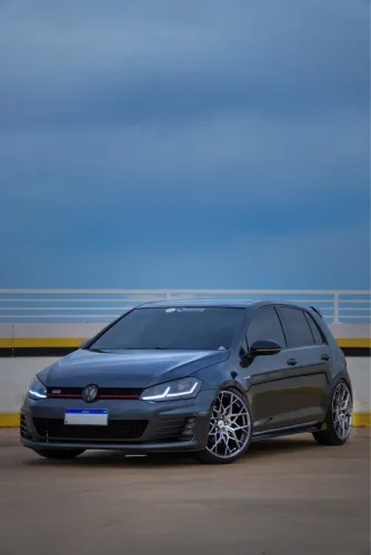 Volkswagen Golf GTI 2.0 TSI 220cv Aut. 2017