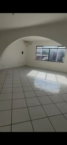 Casa Comercial Sobre Loja em Guaianases - excelente localização - Estrada do Lageado Velho