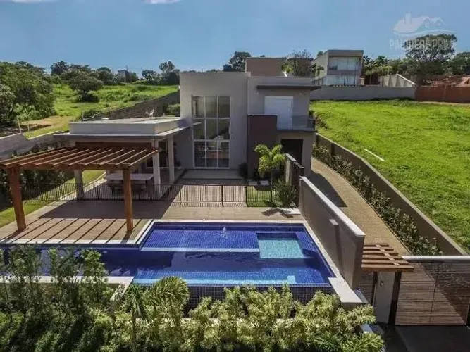 Chácara modular na planta com piscina e 3 quartos