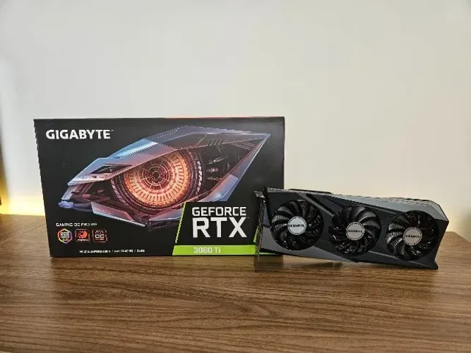 Placa de vídeo RTX 3060 Ti GIGABYTE GAMING OC 8GB - Usada em Excelente Estado!