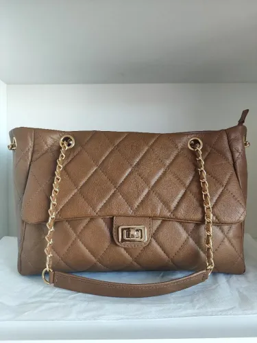 Bolsa em couro legítimo 