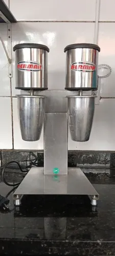 Batedor Industrial De Milk Shake Duplo Bermar