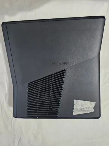 Xbox 360 Slim retirada de peças, carcaça boa