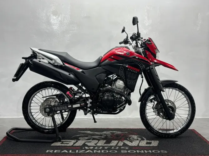 LANDER 250 CILINDRADAS 2024