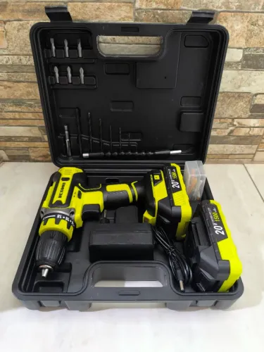 Parafusadeira/furadeira 20v duas bateria + acessórios