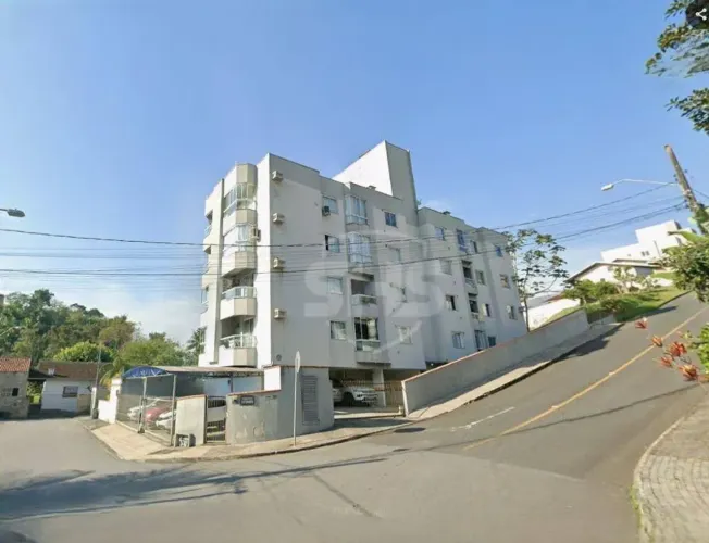 Apartamento com 1 dormitório para alugar, 35 m² por R$ 1.900,00/mês - Água Verde - Blumena