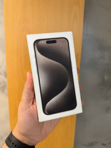 Caixa de iPhone 15 Pro 128GB Natural 
