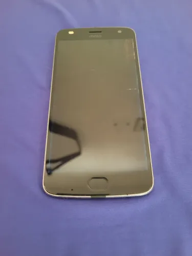 Motorola z2 play