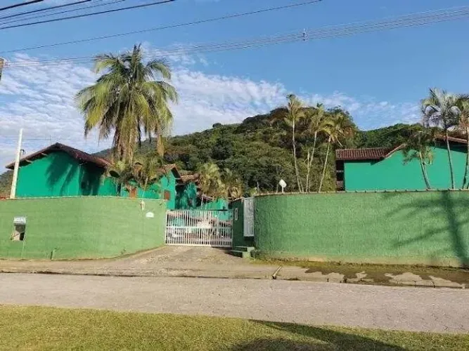 Casa em condomÍnio na praia com 2 quartos, 90m² . (ACEITA PERMUTA APARTAMENTO EM SJC)