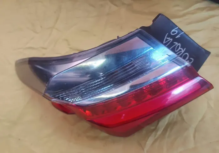 Lanterna Corolla 2019 Lado Esquerdo (Motorista) Original Usada