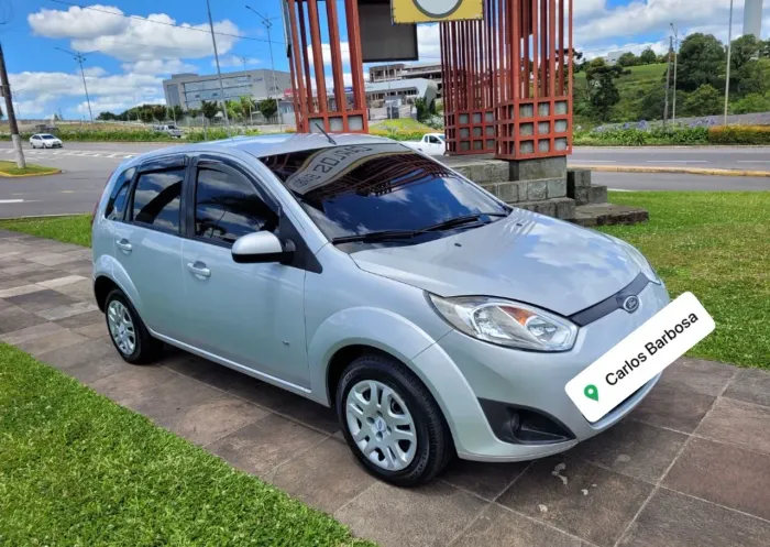 Ford Fiesta S 1.0 8V Flex 5P 2014