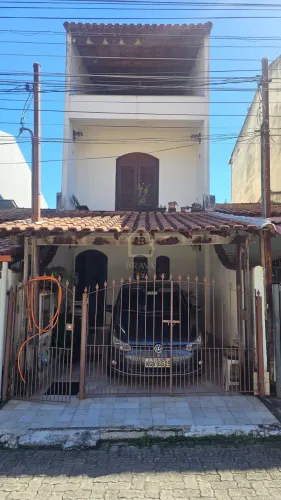 Casa com Terraço a Venda no Condominio Santa Luzia - São Geraldo