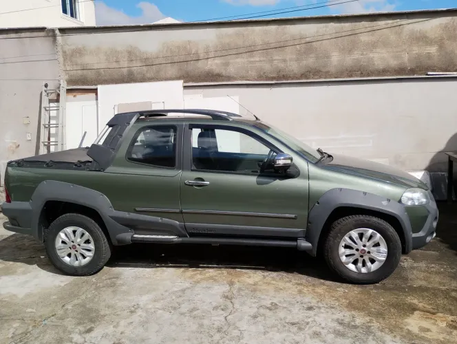 Fiat Strada Adventure1.8/ 1.8 Locker Flex CD 2013
