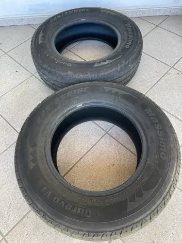 Par de pneus de van 225/75 r16