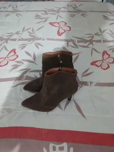 Bota cano curto Vizzano