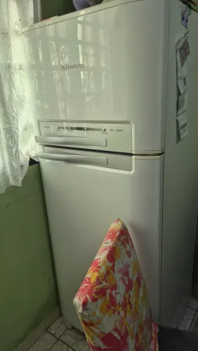Geladeira Electrolux, necessário trocar a borracha da porta