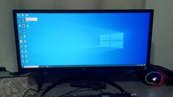 Monitor LG ultrawide 26 FullHD 75hz, 1ms hdr10 AMD freesync 26wq500b