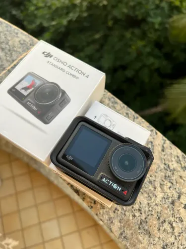 Vendo Câmera DJI Osmo Action 4 | Pouco usado | Garantia até Novembro