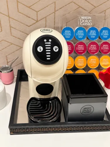 Cafeteira Nescafé Dolce Gusto Arno Genio S Basic - Branca