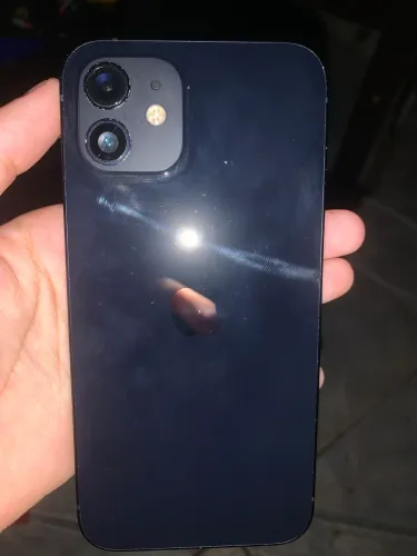 iPhone 12, para retirada de peças e tela nova