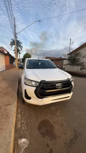 Toyota Hilux CD 4X4 2.8 Diesel Mec. 2021