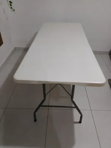 Mesa desmontavel 1,80.