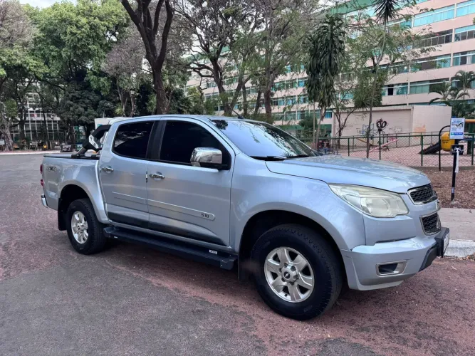 Chevrolet S10 Pick-up LT 2.8 TDI 4X4 CD Diesel 2013