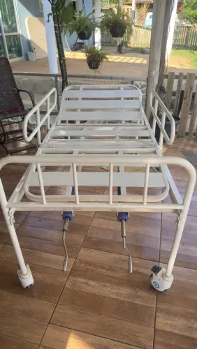 Cama hospitalar 