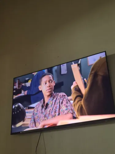 Tv Aiwa 50° android tv 4k