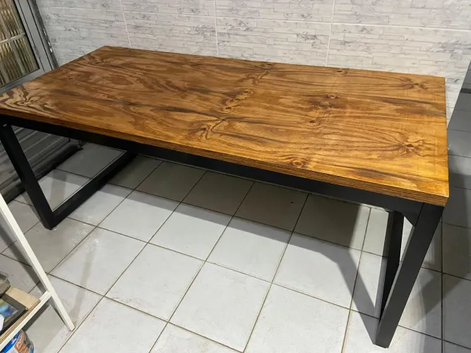 Mesa Escrivaninha estilo industrial a pronta entrega 
