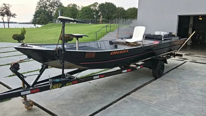 Barco plataformado motor 40hp yamaha