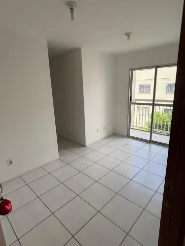 Alugo apartamento