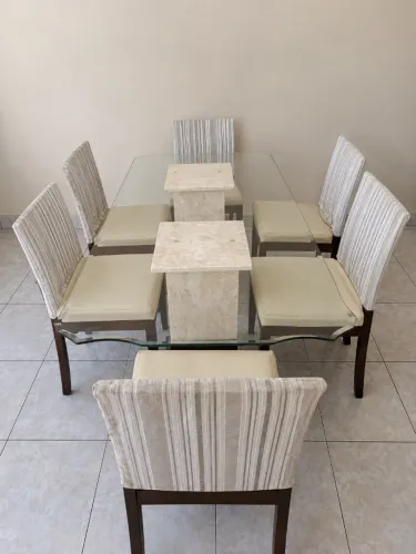 Mesa de jantar retangular
