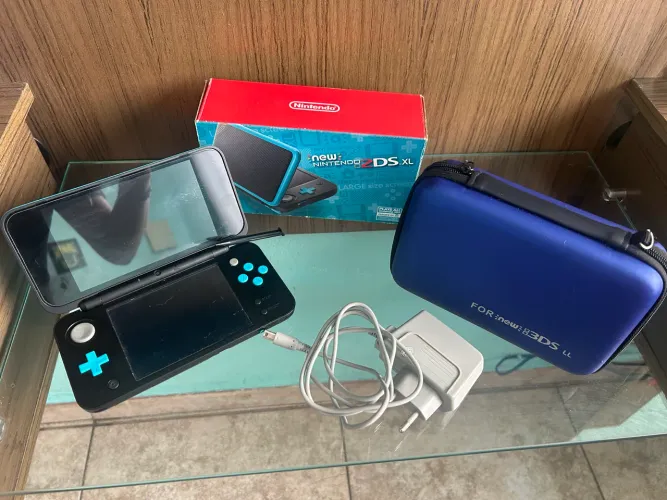 New nintendo 2ds xl preto e azul