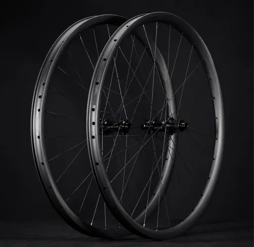 Rodas em carbono 29