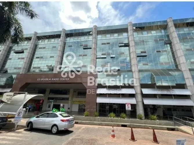 ? Sala Comercial para Alugar - 35m² | 1 Vaga | Centro de Brasília