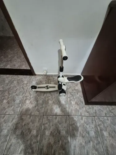 Patinete infantil músical