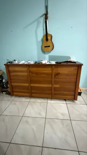 Balcão de madeira