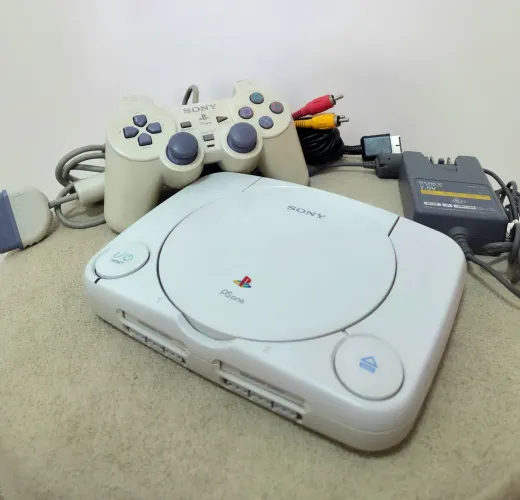 Video Game Sony PlayStation 1 Slim (PS1/PS One)