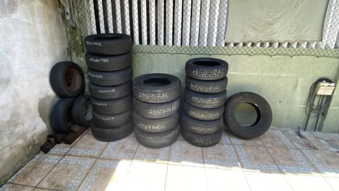 Vendo Pneus Bons Varias Medidas Aro 17/16/15
