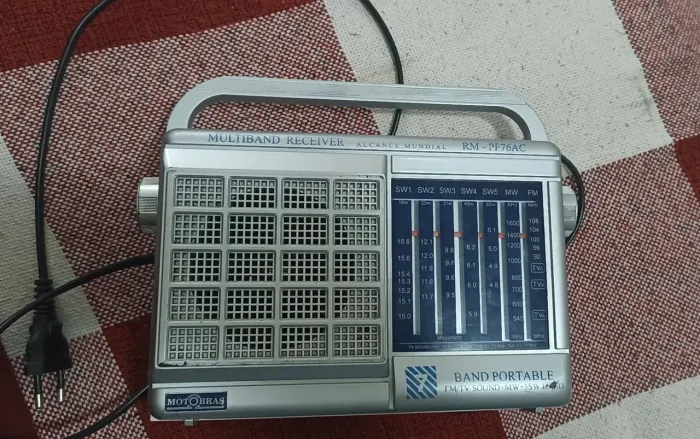 Rádio motobras RM-PFT76AC, leia a descrição.