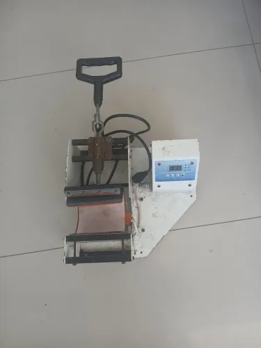 Maquina de impressão em canecas e copos