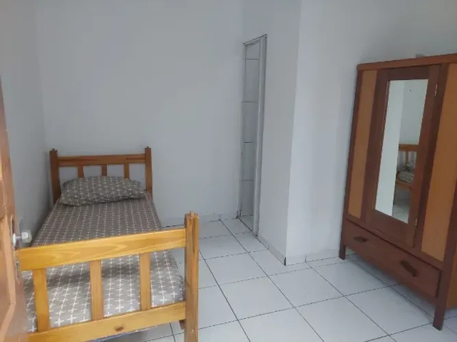 Suítes mobiliados para Homens