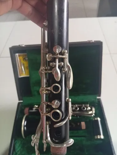 Clarinete Auguste Buffet de Ébano 