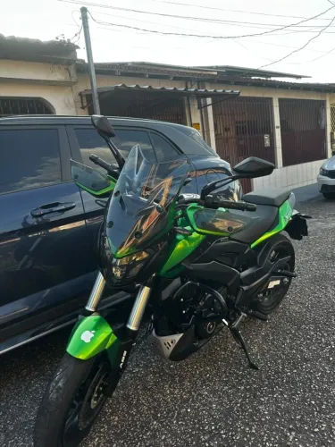 Bajaj Dominar 400 2025
