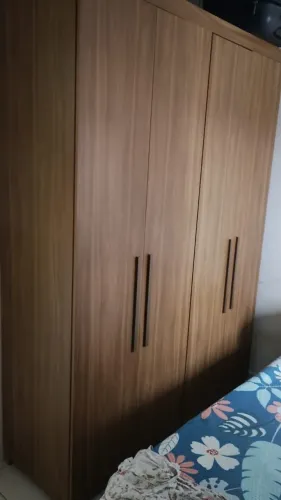 Guarda roupa casal