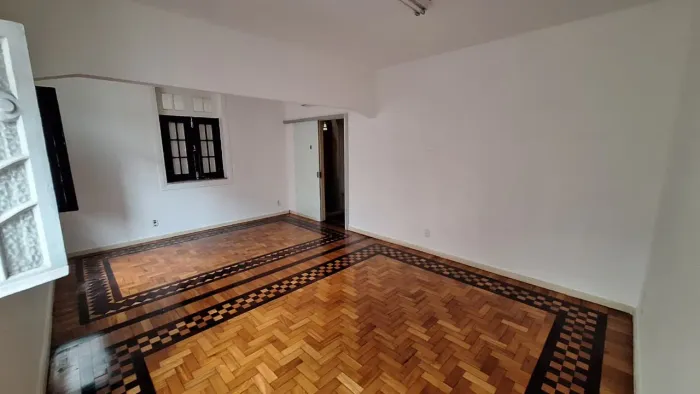 Casa Comercial 250m2 - Laranjeiras