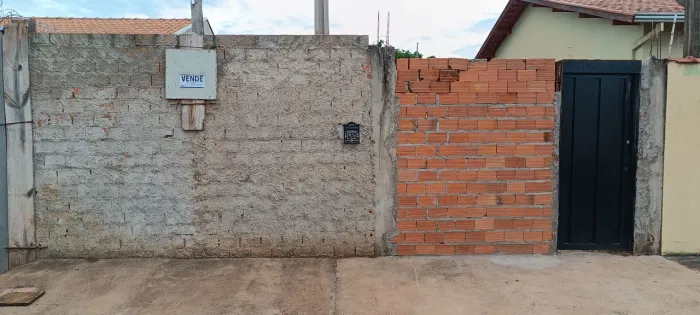 Terreno à Venda em Jardinópolis - Bairro Morumbi