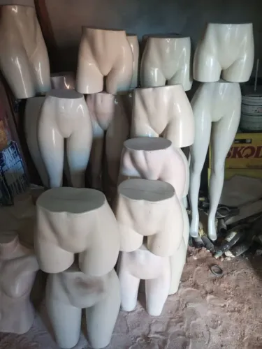 Vendo manequim meia perna