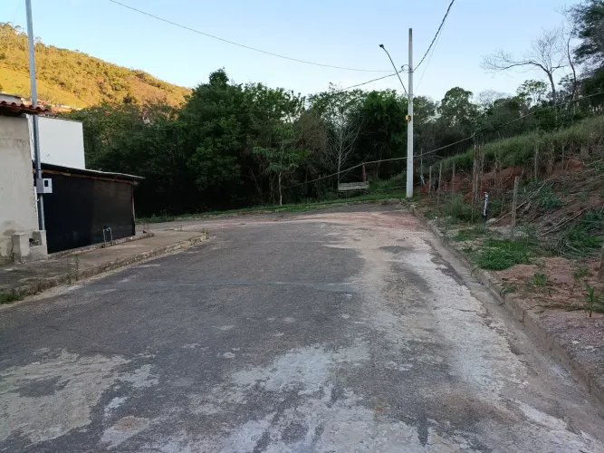 Lote no residencial antares em Guanhães MG